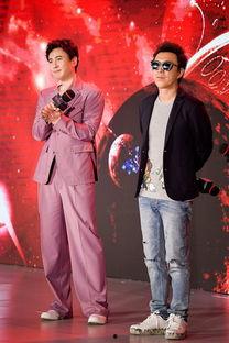 沈腾黄渤最新爆料,揭秘幕后故事,笑料不断! 第2张 沈腾黄渤最新爆料,揭秘幕后故事,笑料不断! 第2张